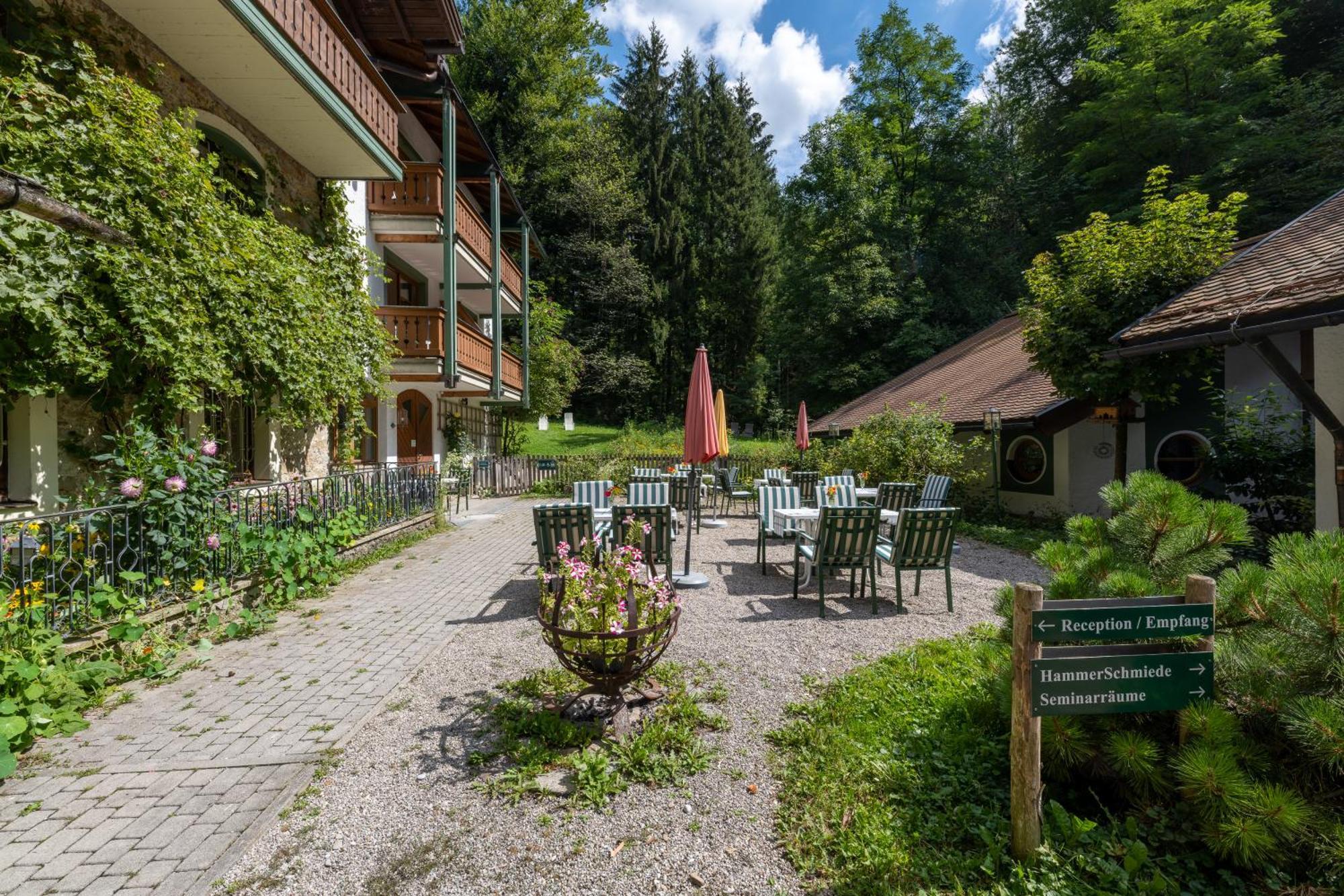 Hotel Naturidyll Hammerschmiede 4*